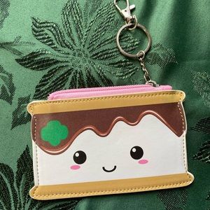 Adorable cake coin purse